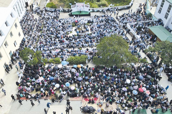 ГIасаса ГIабдурахIман-хIажи ва МухIаммад-ЯгIсуби ракIалде щвезаруна