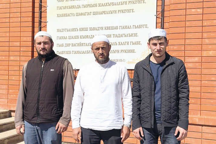 Лъахъ росдал цIияв имам