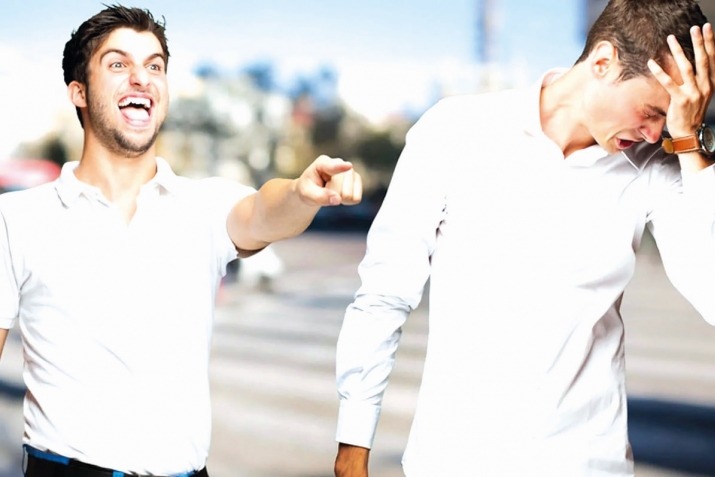 Гьикъизе нечараб бицине намусаб