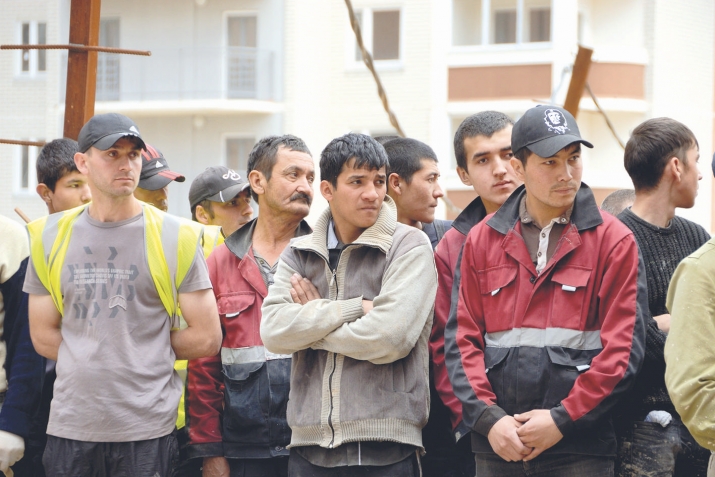 Фишор ба муҳоҷирон