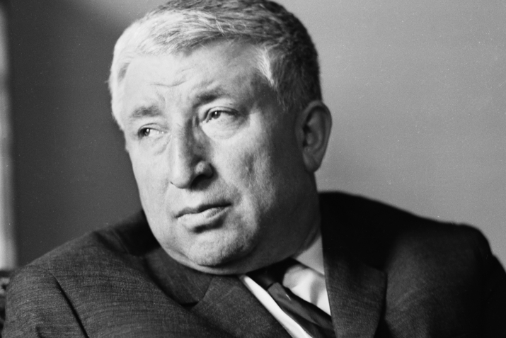 Расул Гьамзатовну эсделигине