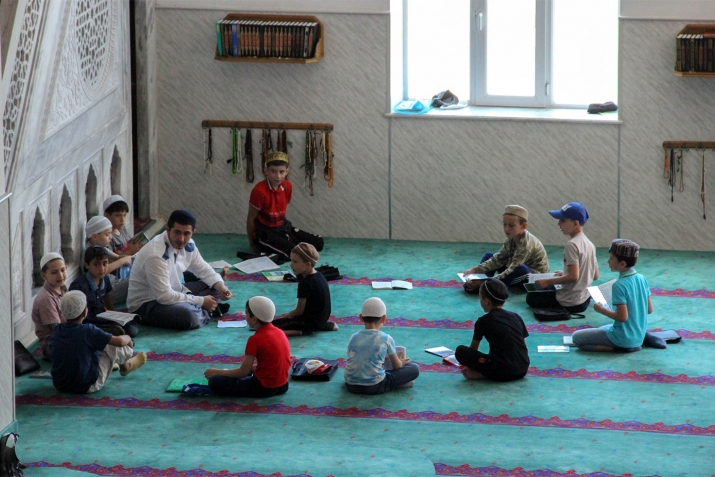 Яш бусурманны эдеплери