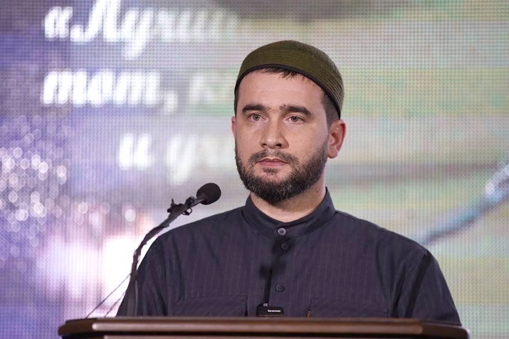 Цоцазул хIурмат гьабизе ккола