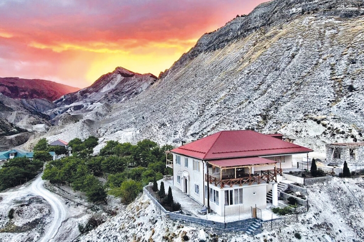 Дагъустандин хуьре сада-садаз куьмекар гун