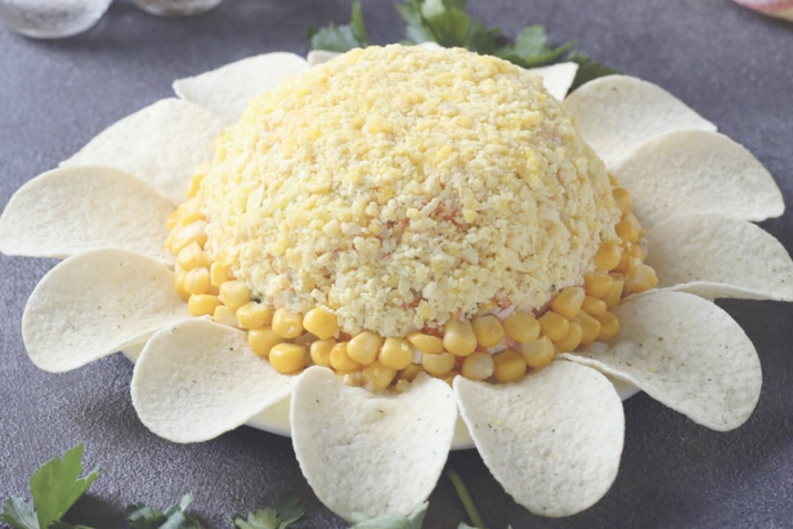 Салат «Ромашка»