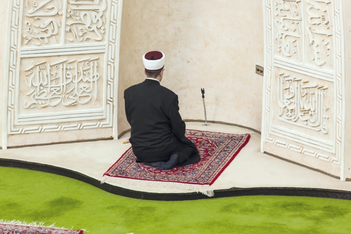 Namazı qəsdən tərk etmək