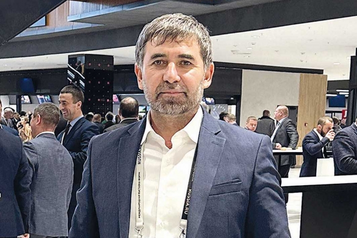 Халкъ учун гьаракат этеген башчы