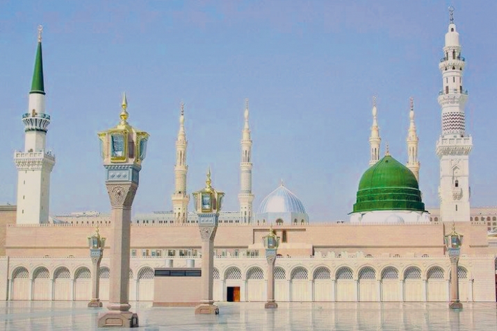 Sаlаvаtdа “sеyyidunа” охumаq