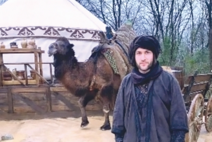 Ҷавони тоҷик дар филмҳои туркӣ