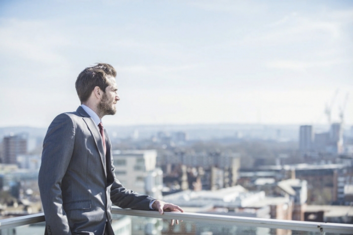 A true queen will understand her king