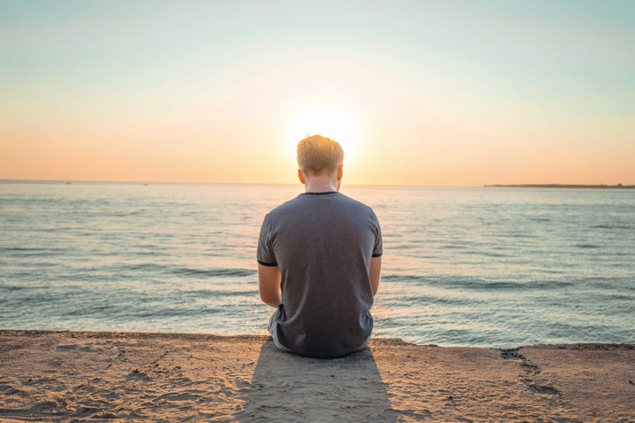 Гьикъизе нечараб, бицине намусаб