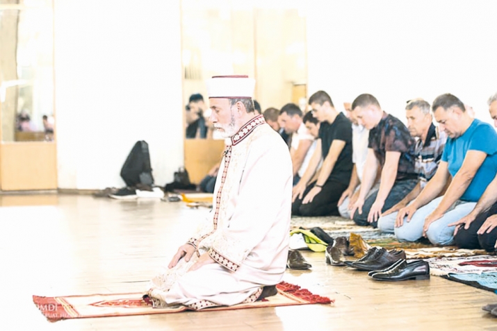 Багахь хайириз хатIа ади гъабхьиш,  гъудган кьатI дапIну ккундин?