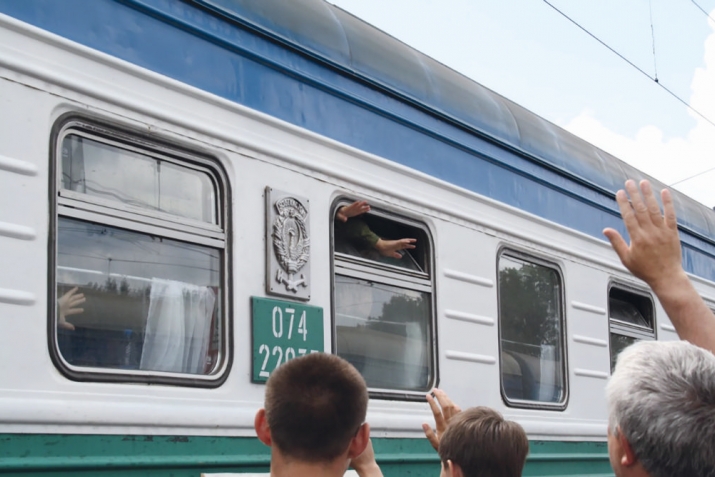 Хва армиядиз тухузва. Вуч ийида?