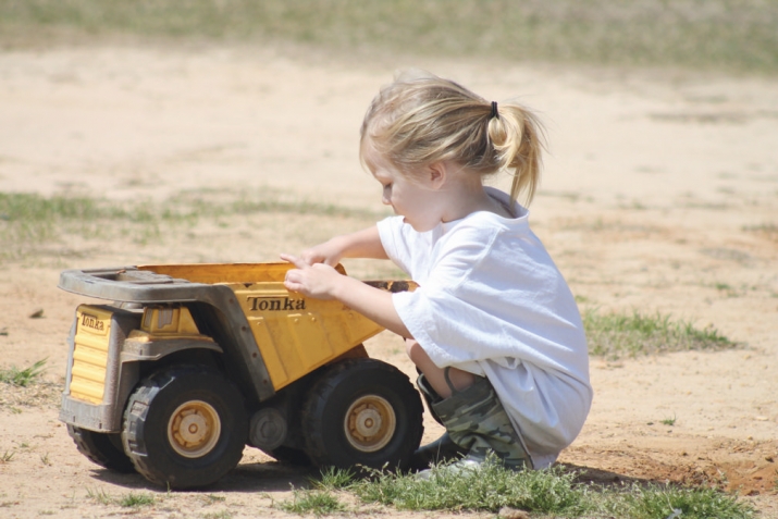 My daughter is a tomboy. What to do?