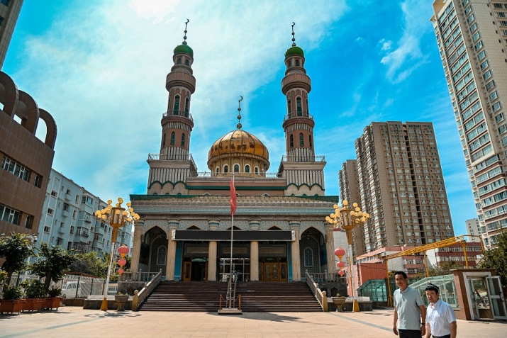 Татарстан делегациясе Кытайдагы тарихи татар мәчетендә булды