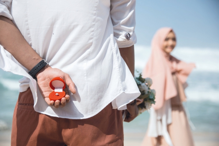 Özgә hеsiyyәtlәr әsirliyindә