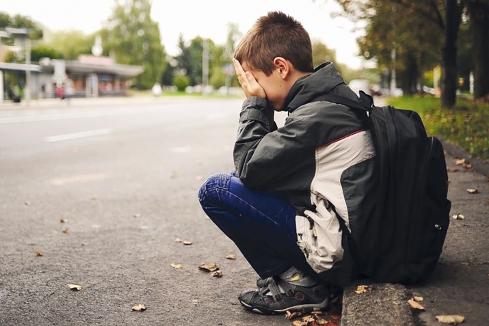 Аялар кIвалерай вучиз катзава?