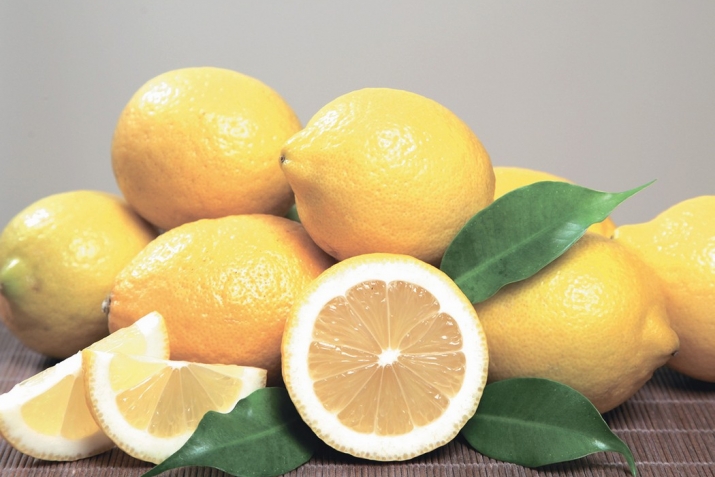 Lemon as guardian of beauty