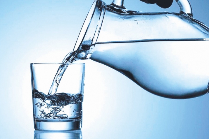 Will water change if one reads a prayer over it?