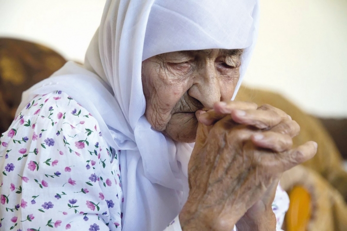 Нәнә өјрәтди