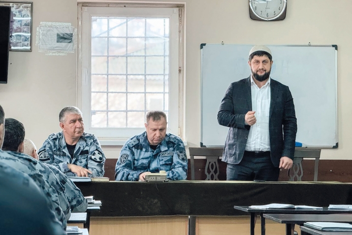 ОМОНалъулазулгун дандчIвай