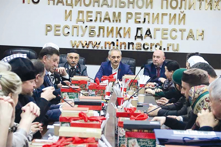 ЛъикIал хIалтIухъабазе шапакъатал кьуна