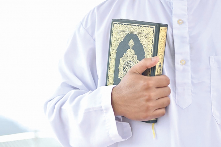 Biz hаqqımızdа:“ Onların kitabları qəlbləri olacaqdır ” deyilən kimsələrik