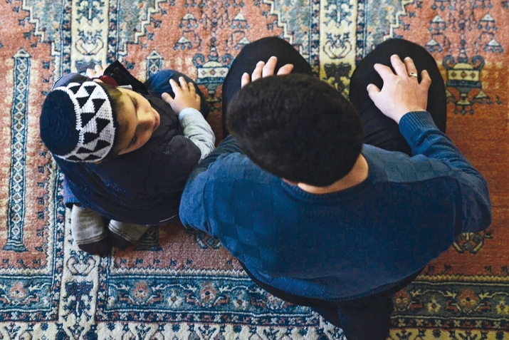 Гадынлар! гој әрләр – әрләр бөјүтсүнләр