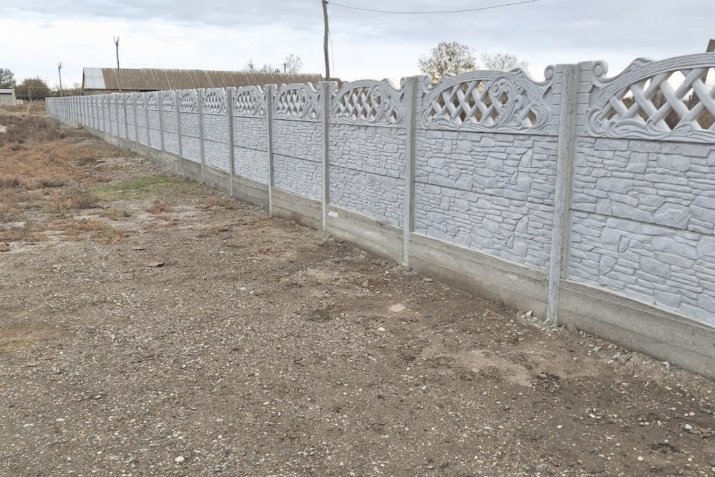 Къабурланы эки янын бегетегенде къол ялгъадылар