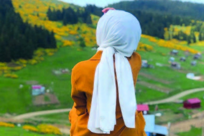 Гиши не айтагъангъа къулакъасмайгъан болабыз!