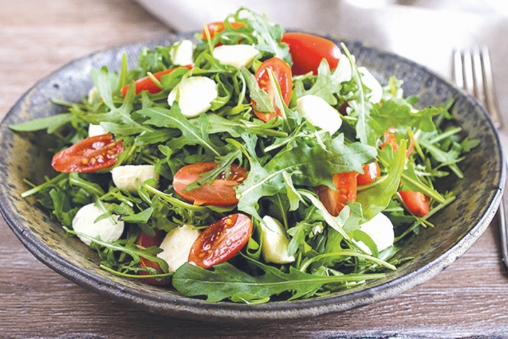 Рукколаличилси салат