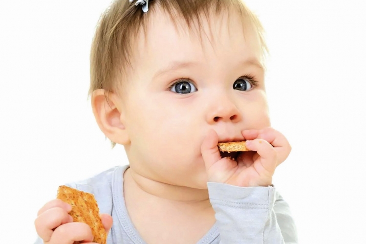 Къызартылгъан экмек гесеклер