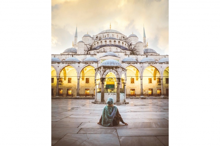 İSLAM DİNİ TEBERRÜCÜ YASAKLAR