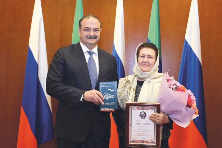 Аминат ГIябдулманаповас – 80 дус