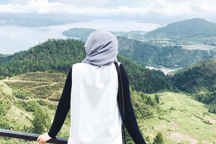 Чорхолабгун рухIанияб рацIцIалъи