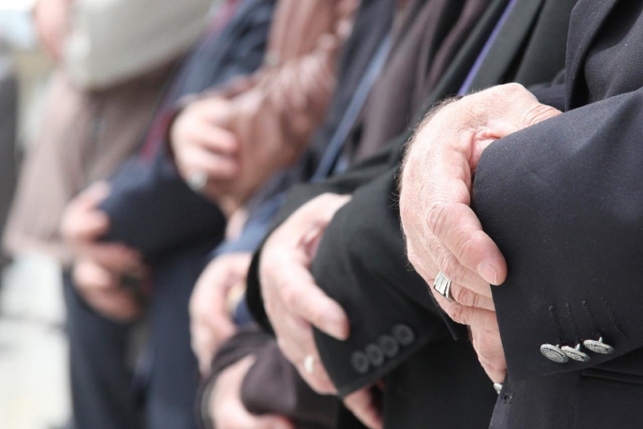 Жаназа гъудган шли дапlну ккуниб ву?