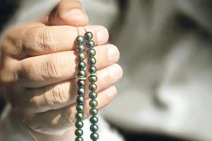 Устазар ва муьруьдар