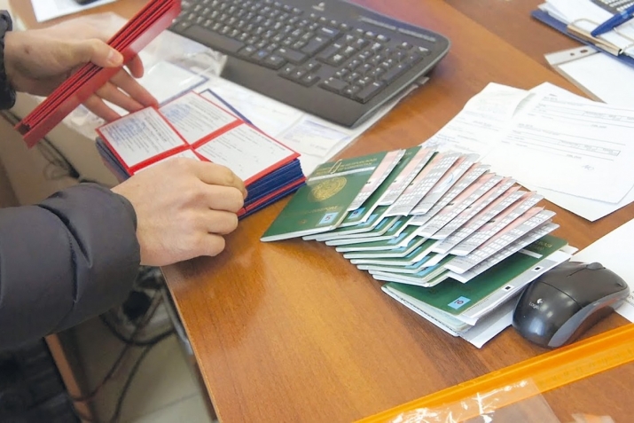 Ҳуҷҷатгузории муҳоҷирони меҳнатӣ дар Русия аз 1-уми сентябр боз гарон шуд