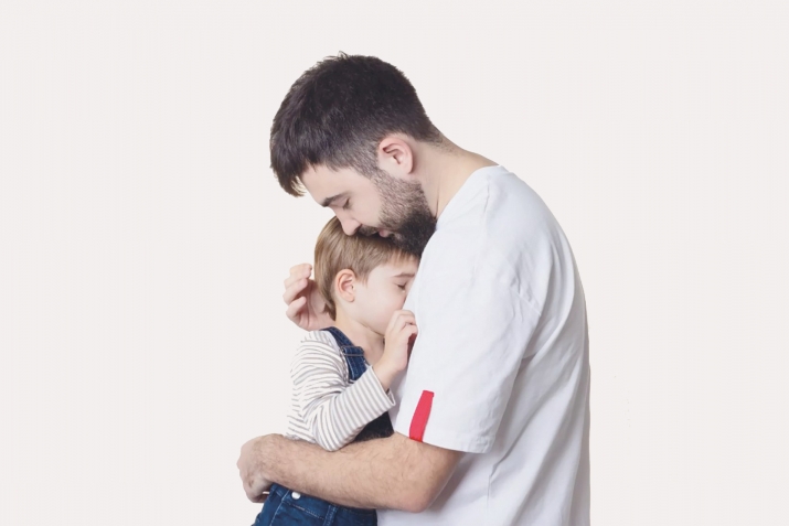 How to help a child survive the loss of a mother