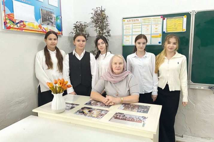 Къумукъ халкъны гьакъ юрекден сююп къалгъан муаллим