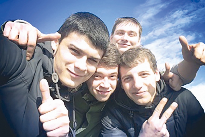 Чин кIеви дуст