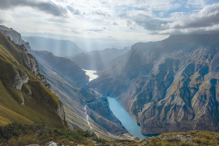 Мусурман Аллагьдиз ﷻ муьтlуьгъ кас я