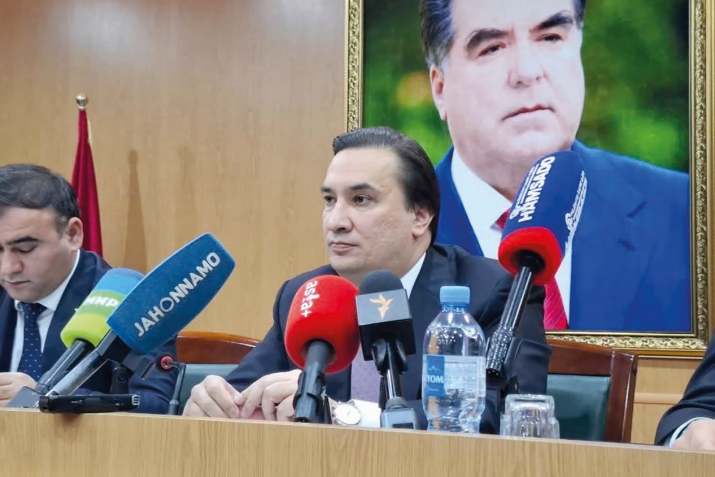 Дар Тоҷикистон ширкати нави ҳавопаймоӣ таъсис ёфт