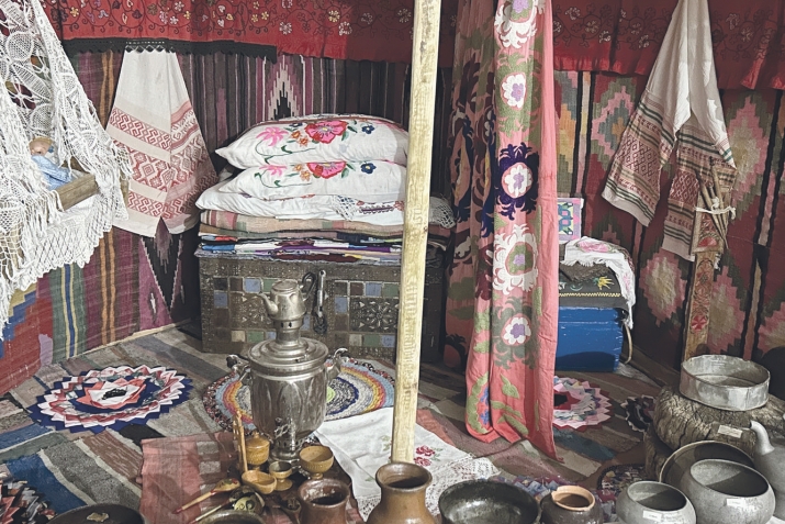 Ғаилә һәм йолалар − халыҡ мәҡәл-әйтемдәрендә