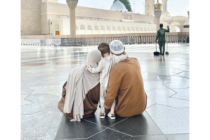 СИЗ БИР-БИРИНИЗӘ АРХАСЫНЫЗ