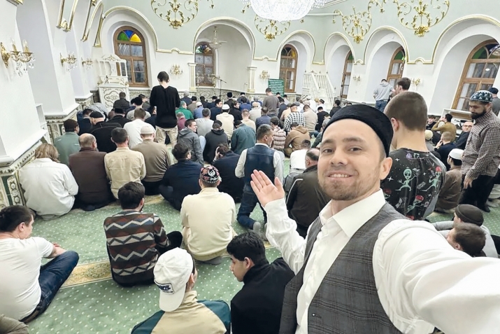 Сыйлы гюнлер булан савболлашабыз