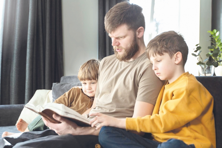 How to start a family reading tradition: cozy evenings with books