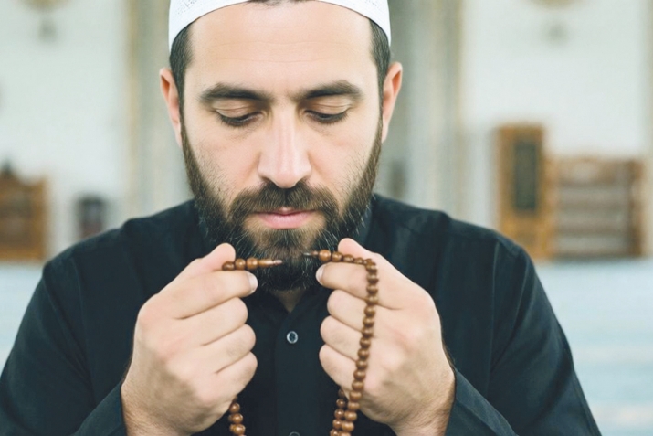 How to express gratitude to the Almighty?