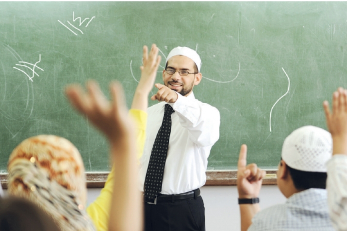 Choosing correct knowledge, teacher and companion and the need for steadfastness